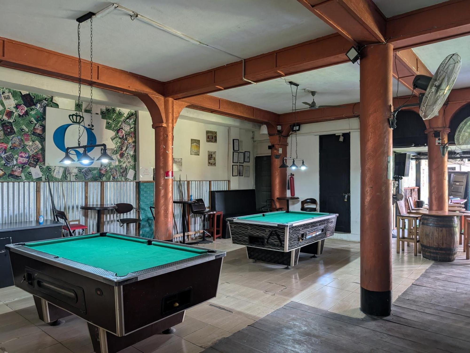 Q-Bar & Guesthouse Dar es Salaam Zewnętrze zdjęcie