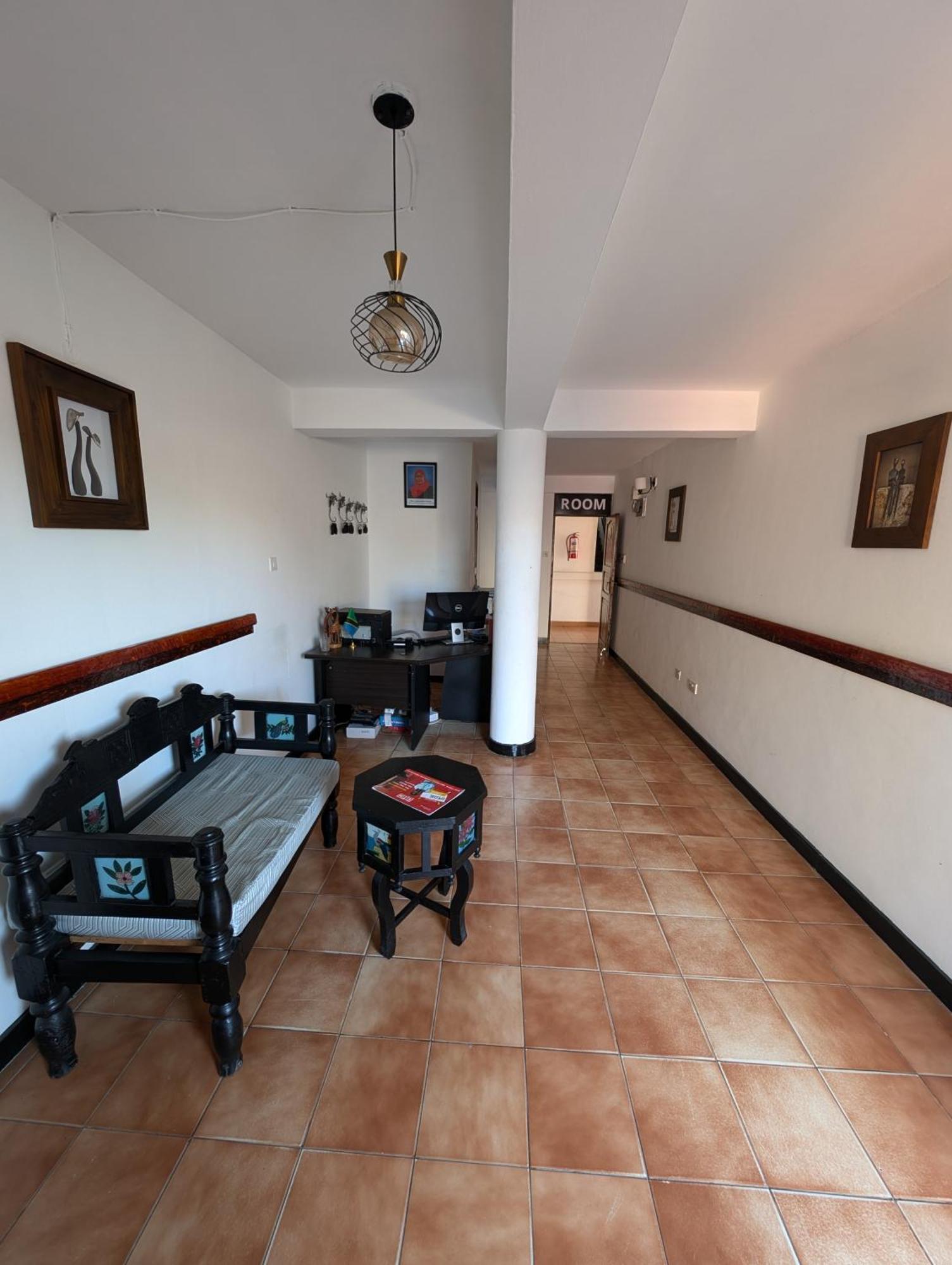 Q-Bar & Guesthouse Dar es Salaam Zewnętrze zdjęcie