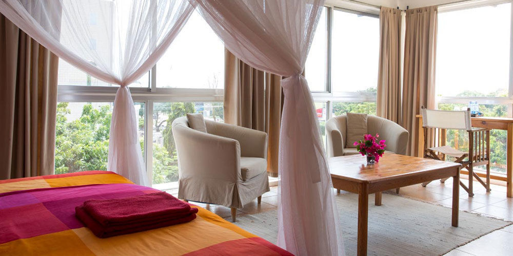 Q-Bar & Guesthouse Dar es Salaam Zewnętrze zdjęcie