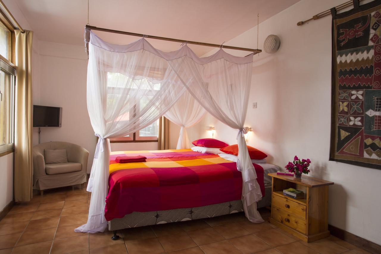 Q-Bar & Guesthouse Dar es Salaam Zewnętrze zdjęcie